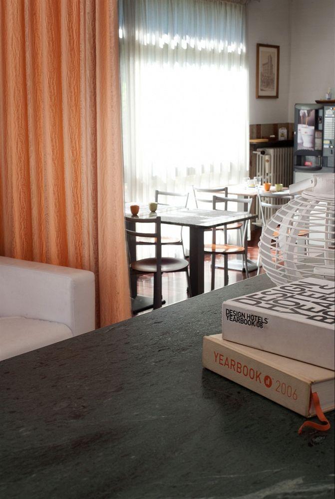 Hotel Caselle ซานลาซโซโร ดี ซาเวนา ภายนอก รูปภาพ